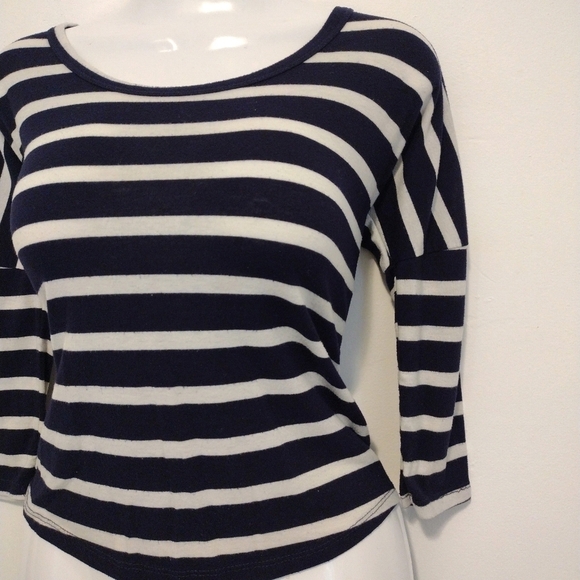 Charlotte Russe - Striped High Low Slit Shirt - Picture 4 of 11